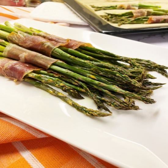 Prosciutto Wrapped Asparagus Spears