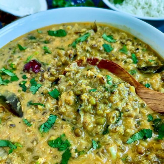 Easy Sprouted Mung Bean Curry