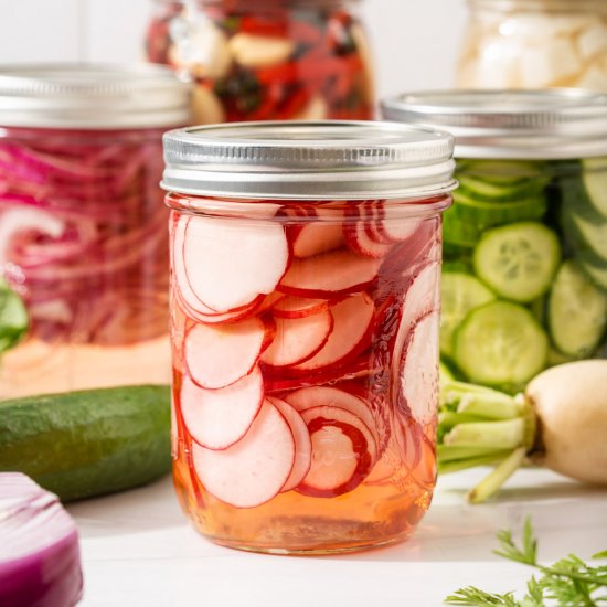 Quick Pickled Vegetables