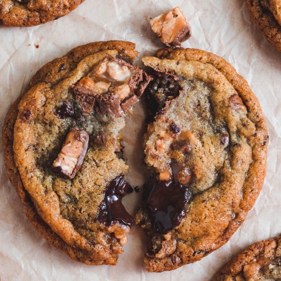 Snickers Chocolate Chip Cookies