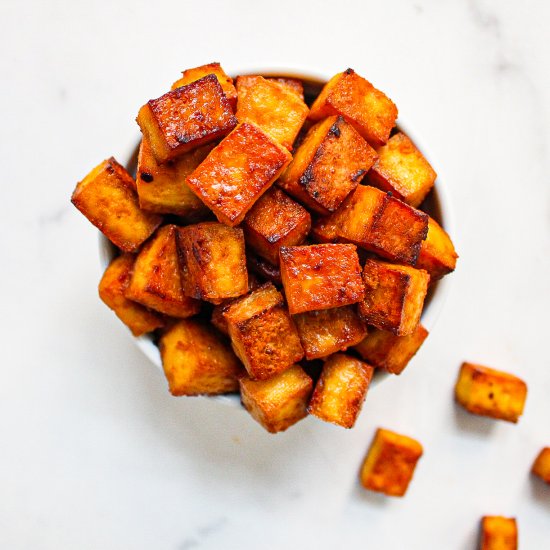 Baked Sriracha Maple Tofu