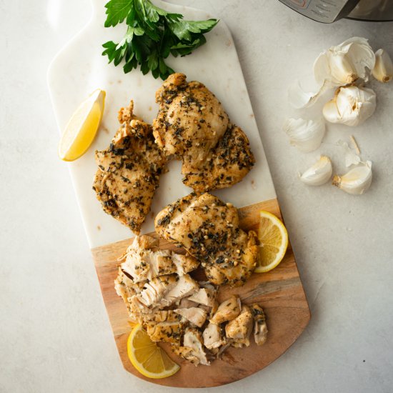 Instant Pot Garlic Chicken Thighs