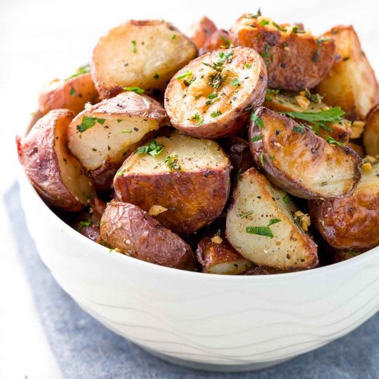 Garlic Roasted Potatoes