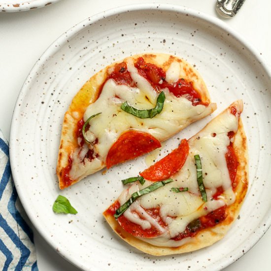 15-Minute Naan Bread Pizza