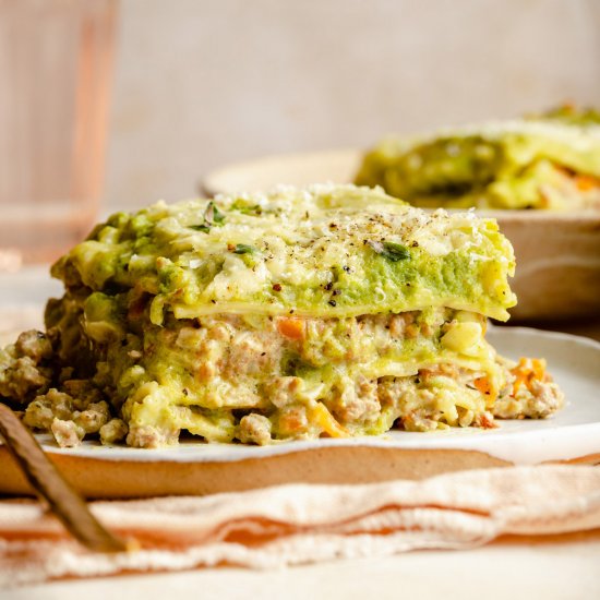 Creamy Broccoli Chicken Lasagna