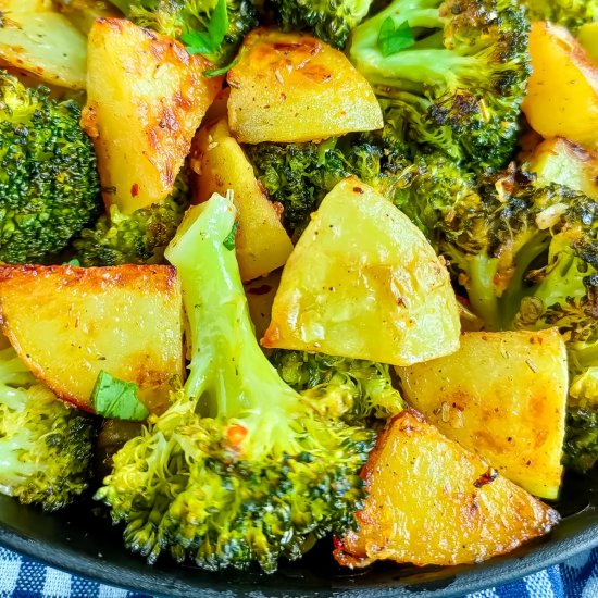 Roasted Potatoes and Broccoli