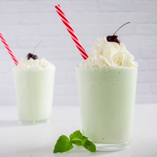 Healthy Sugar Free Shamrock Shake