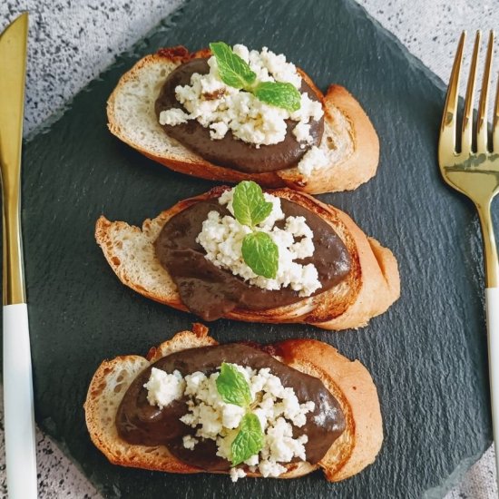 Chocolate tapenade with ricotta