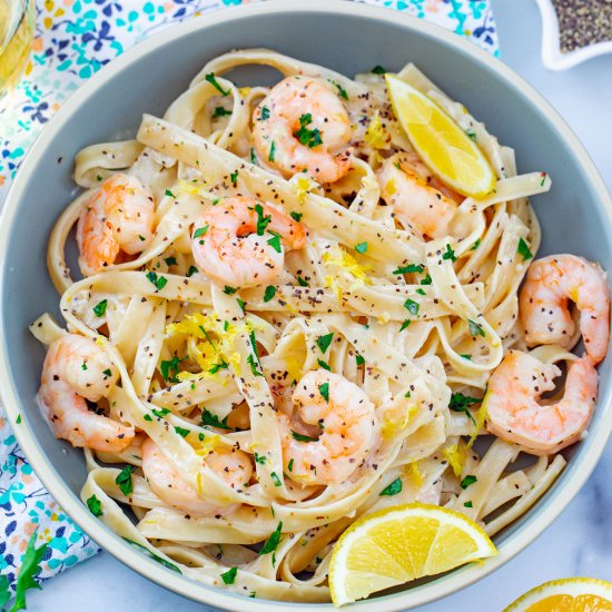 Lemon Pepper Pasta {with Shrimp}