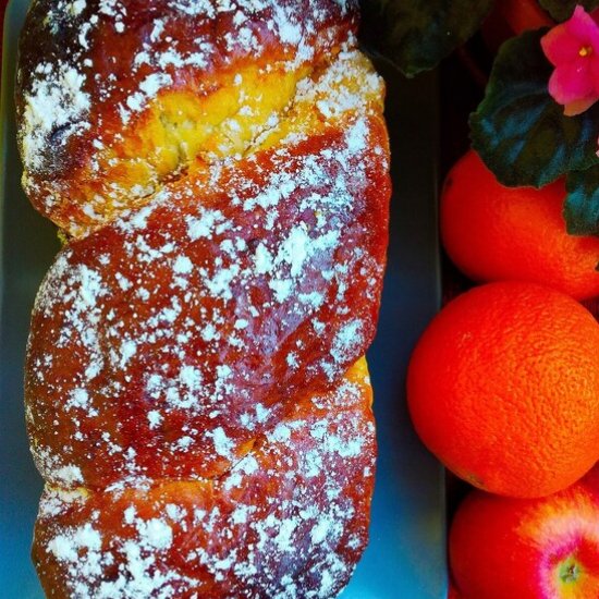 Romanian Cozonac (Sweet Bread)