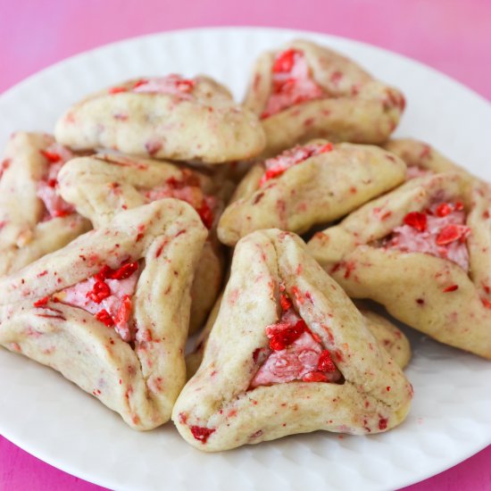 Strawberries and Cream Hamantaschen