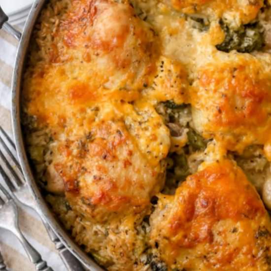 Cheesy Chicken and Broccoli Bake