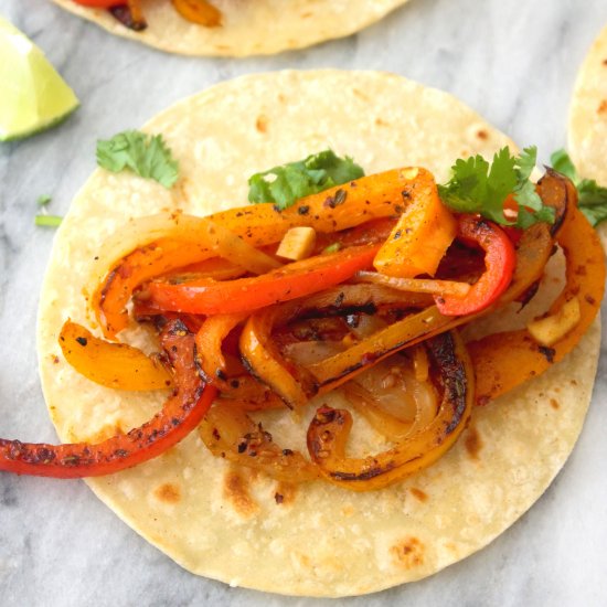 Spicy breakfast fajitas