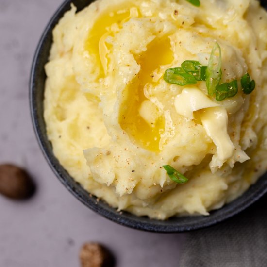 Fluffy KitchenAid Mashed Potatoes