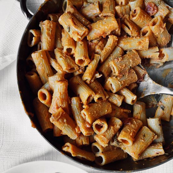 Dairy-Free Spicy Rigatoni