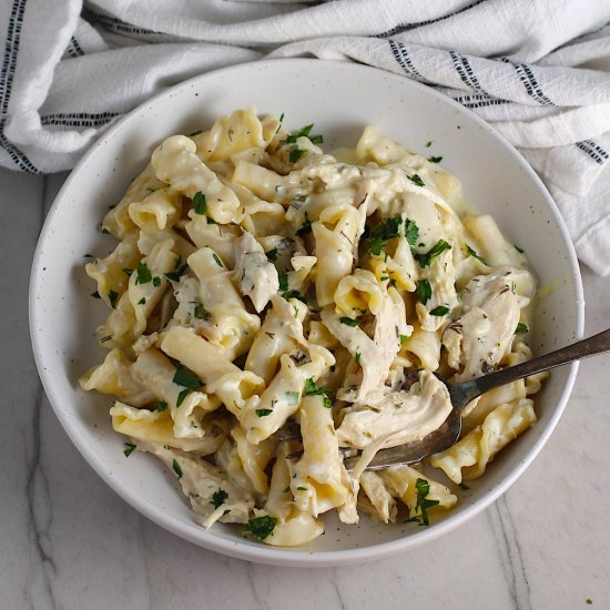 Ranch Chicken Crock Pot Pasta