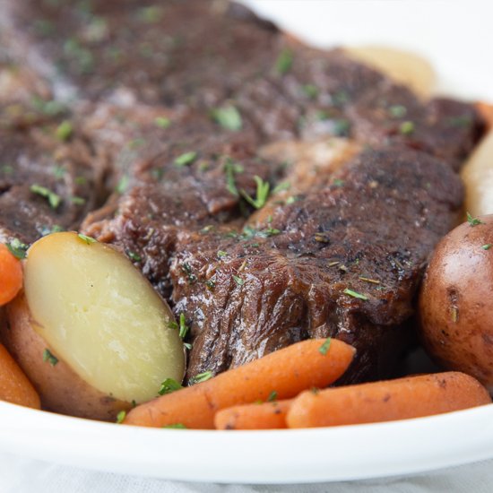 Crockpot Pot Roast with Gravy