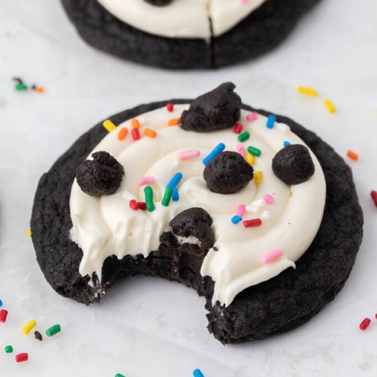 Crumbl oreo birthday cake cookies