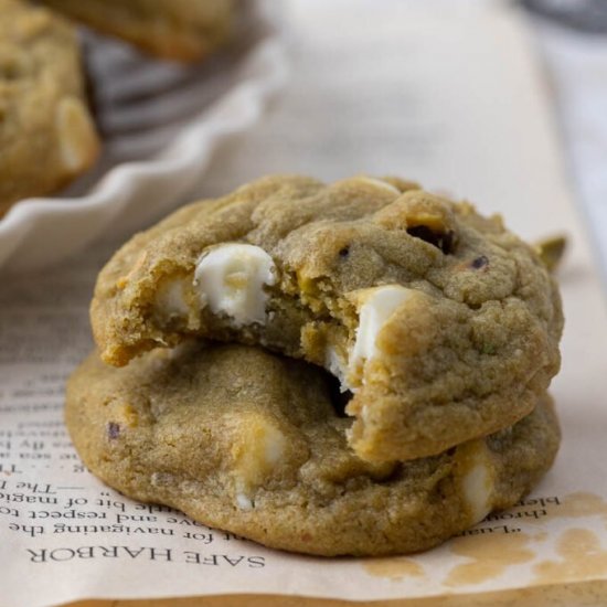 Pistachio pudding cookies