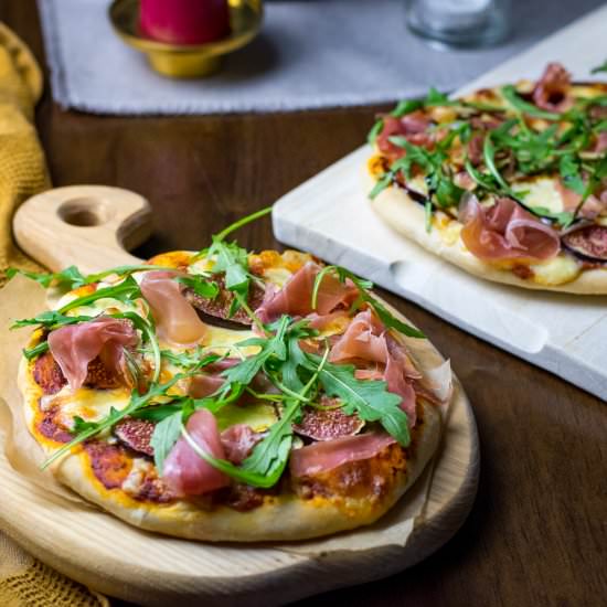 Pizza with Parma Ham & Figs