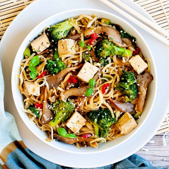 Thai Mushroom Noodle Stir Fry