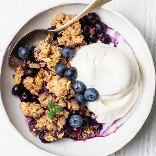 Healthy Blueberry Crisp