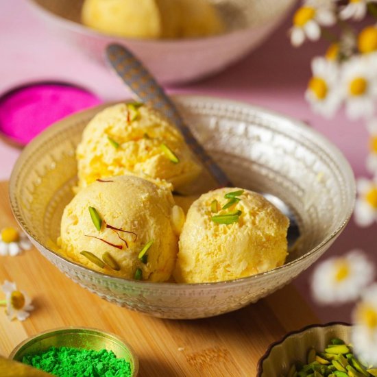 Mango Shrikhand Frozen Yogurt