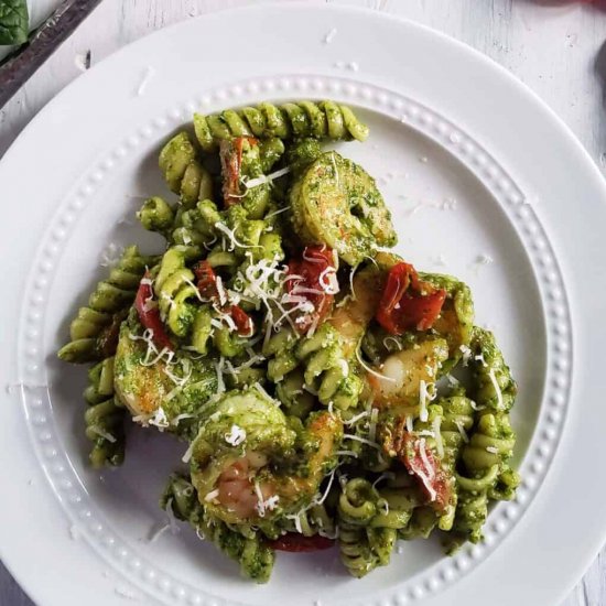 Shrimp Spinach Pesto Pasta