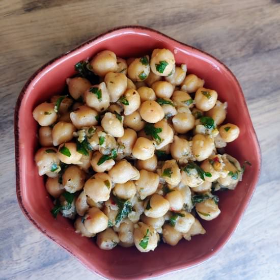 Lemony Greek Chickpeas