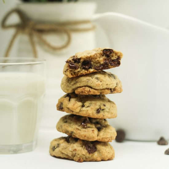 Soft & Chewy Chocolate Chip Cookies