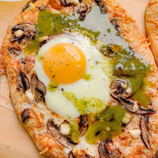 Smoky Breakfast Pizza Recipe