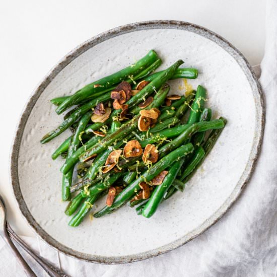 Green Beans with Garlic and Lemon