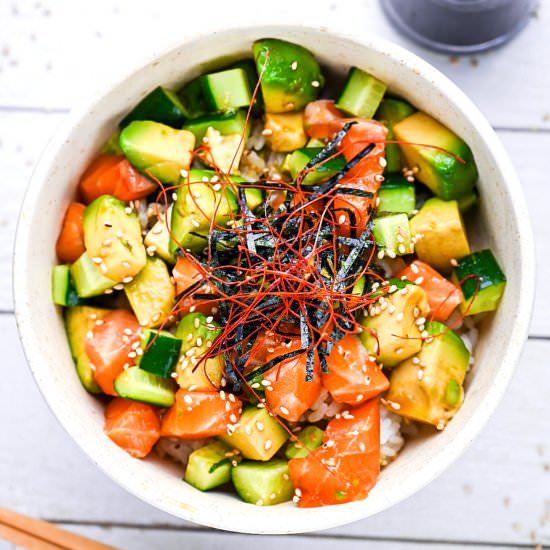 Salmon Sashimi Bowl (Donburi)