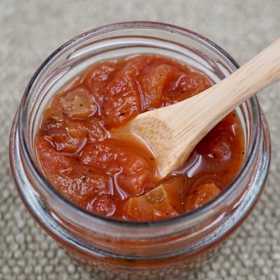 Easy red tomato chutney