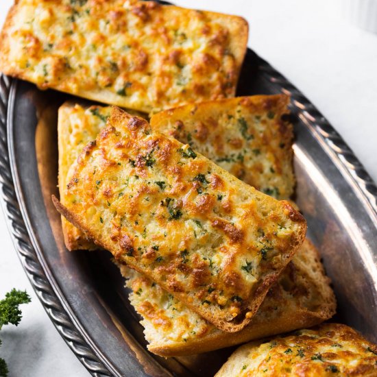 Air Fryer Garlic Bread