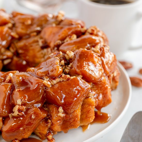 Easy Maple Pecan Monkey Bread