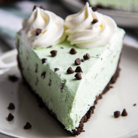 Mint Chocolate Chip Cheesecake