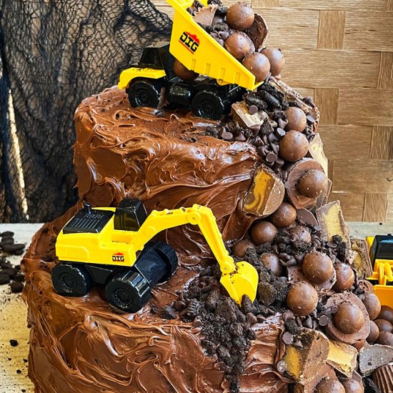 Construction Cake