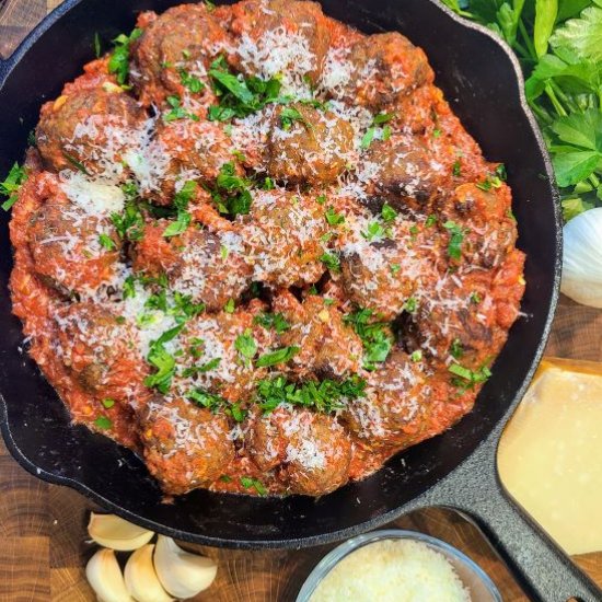 Italian Meatballs in Tomato Sauce