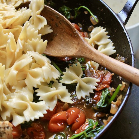 Tomatoey Spinach Chicken Bowties