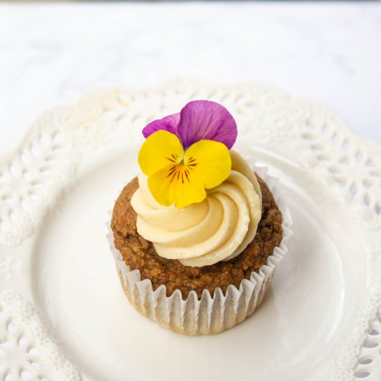 Vegan Carrot Cake Cupcakes