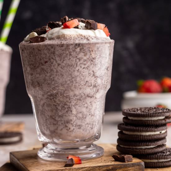 Strawberry Oreo Milkshake