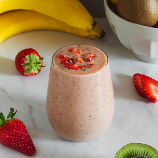 Strawberry Banana Kiwi Smoothie