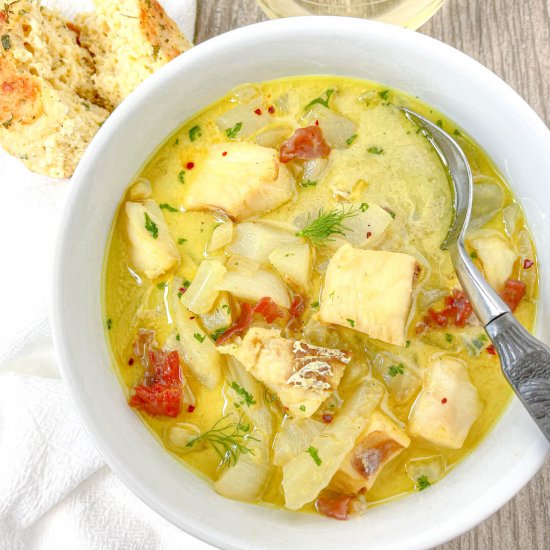 Easy Keto Fish Stew with Fennel