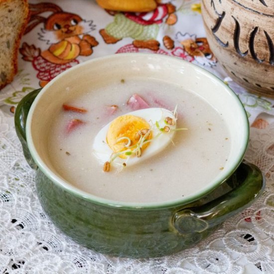 Easter sour rye soup