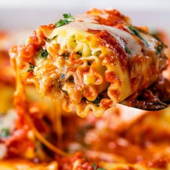 Spinach Artichoke Lasagna Roll-Ups