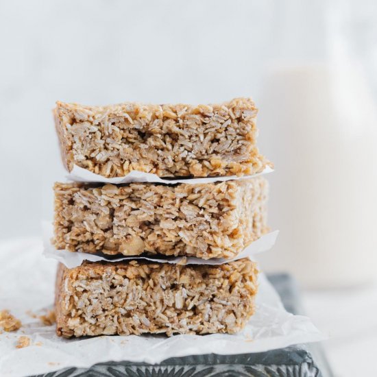 Freezer-Friendly Easy Vegan Oat Bar