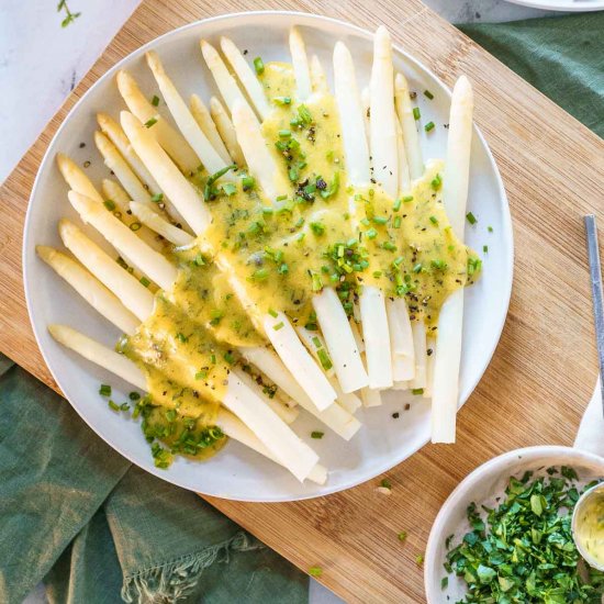 White Asparagus with Hollandaise