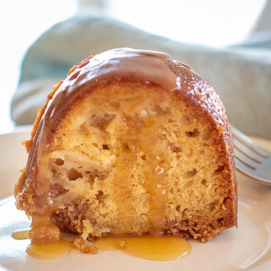 Old Fashioned Apple Cake