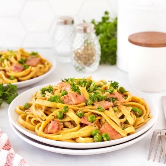 Creamy Ham and Pea Pasta